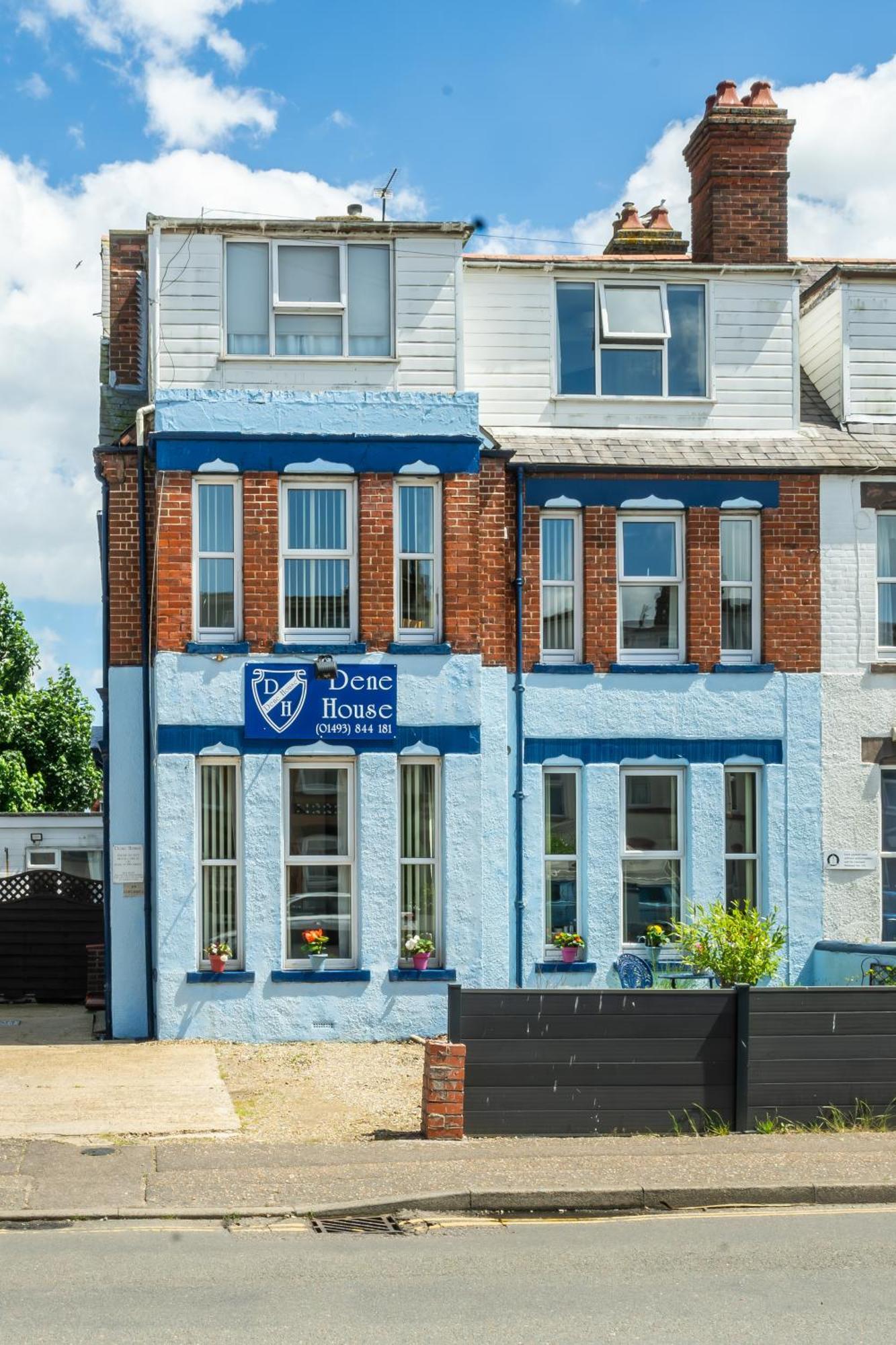 Dene House Bed and Breakfast Great Yarmouth Exteriör bild